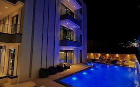 Hotel Utopia